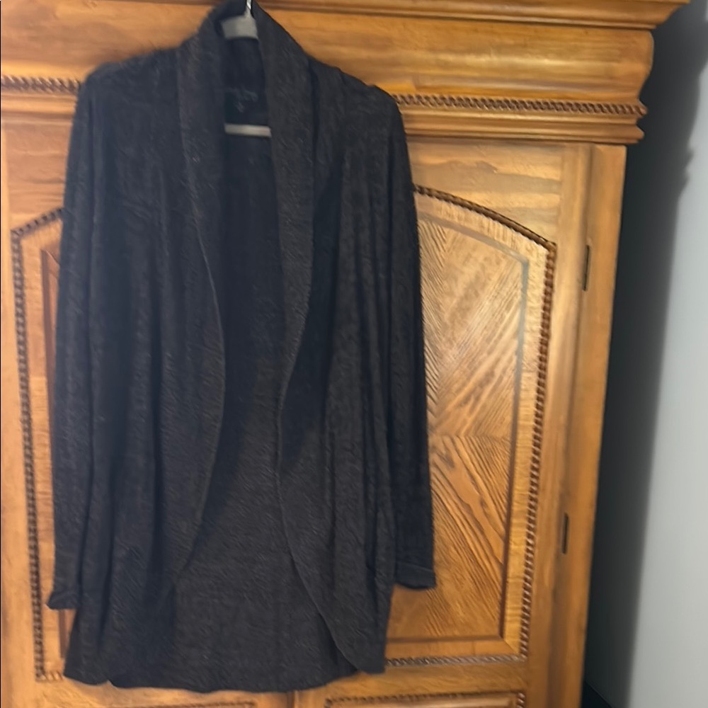 Barefoot Dreams cardigan Size M Charcoal gray EUC